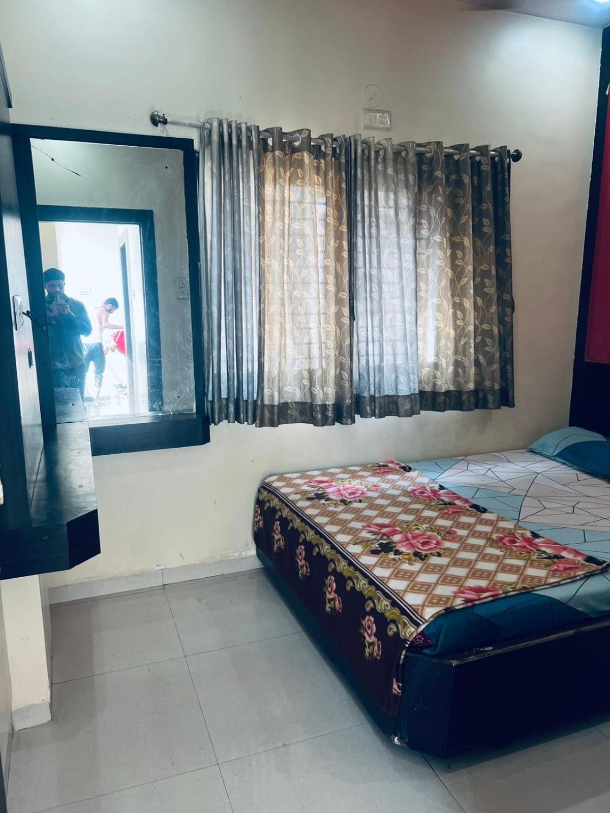 Hotel Sai Vasant Vihar Shirdi Exterior photo